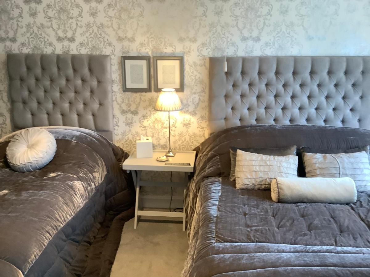 Birtles Farm Bed And Breakfast Knutsford Exteriör bild