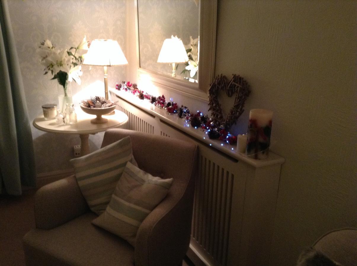 Birtles Farm Bed And Breakfast Knutsford Exteriör bild