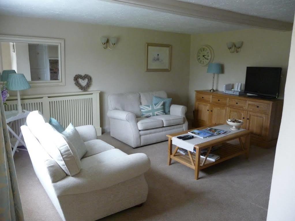 Birtles Farm Bed And Breakfast Knutsford Exteriör bild